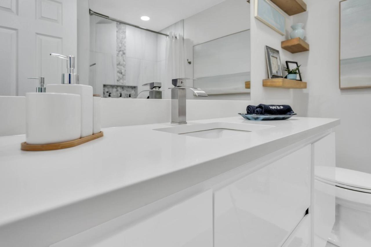 2Bed 1Bath Suite Minutes To Downtown, Beaches, Restaurants, Theaters And More 사라소타 외부 사진